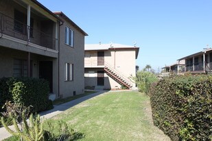 1547 W 105th St Apartments