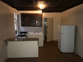 148 Grand St Waterbury CT Apartments