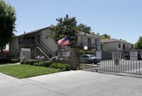 Building Photo - Sunrise Apartments in Riverside, California