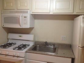 503A N Ohio Ave Atlantic City NJ Apartments