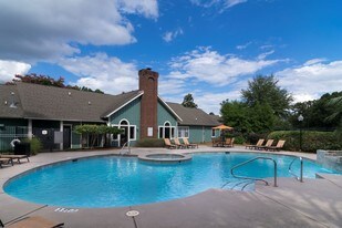 Southland Station Apartments