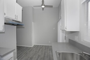 Avenue 64 Apartments
