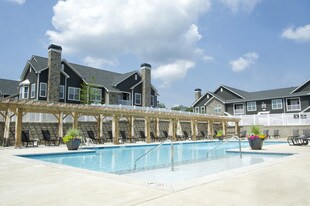 Retreat at Greystone Apartments