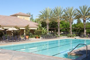 Oak Glen Apartment Homes