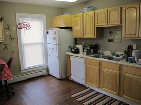 97 Chestnut St Apartments