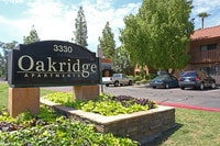 Building Photo - Oakridge Apartments in Phoenix, Arizona
