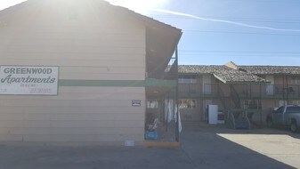 105 9th Ave Apartments