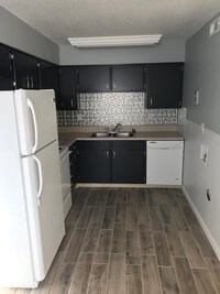 Building Photo - Centervillage Apartments in Dayton, Ohio