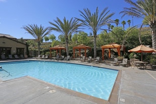 Cresta Bella Apartments