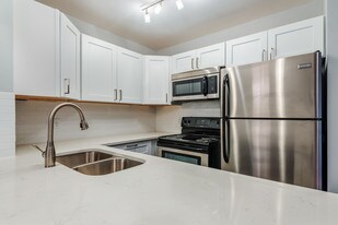 Somerstone Estates Apartments