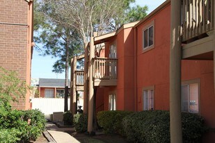 Wesley Gardens Apartments