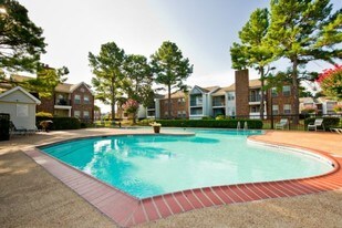 Legacy at the Parkway Apartamentos