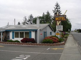 461 SE Midway Blvd Oak Harbor WA Apartments
