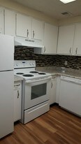 703 Yale Dr Clarksville IN Apartments