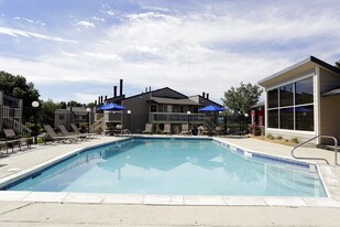 The Glen at Briargate Apartments
