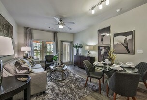 Streamsong Apartments