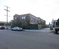 Building Photo - Casa De Oro 4648 La Mirada Apartments in Los Angeles, California