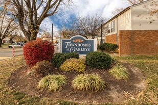Townhomes Of Oakleys Apartments