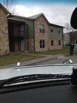 The Summit On Midland Trail Apartments