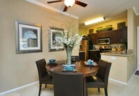 Building Photo - Castlerock Apartments in Riverside, California