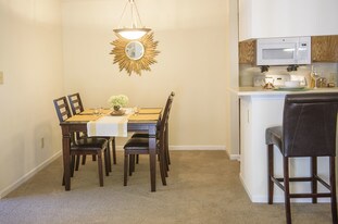 Ridgecrest Apartments