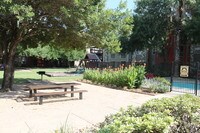 Building Photo - Villa de Oro Apartments in San Antonio, Texas