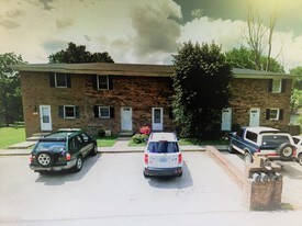 205 Mainous St Apartamentos