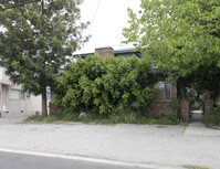 12823 Kling St Apartamentos