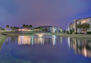 Retreat At Pcb Apartments