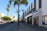 Mid-Wilshire