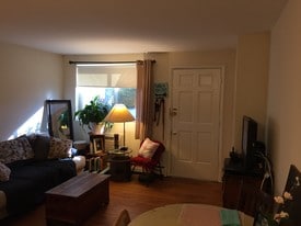 9 W Browning Rd Collingswood NJ Apartments