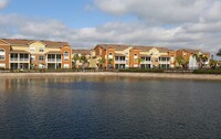 Building Photo - 525 Avalon Park Apartments in Orlando, Florida