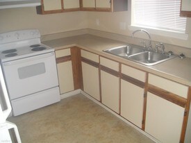 2 Bedroom Townhome for Rent $895