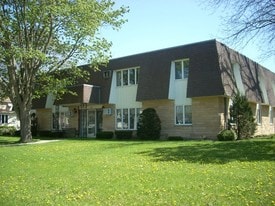 425 W Maine St Amboy MN Apartments