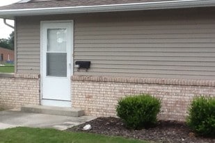 158 Hillcrest Ave Findlay OH Apartments