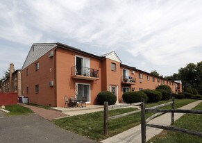Maple Hill Apartments