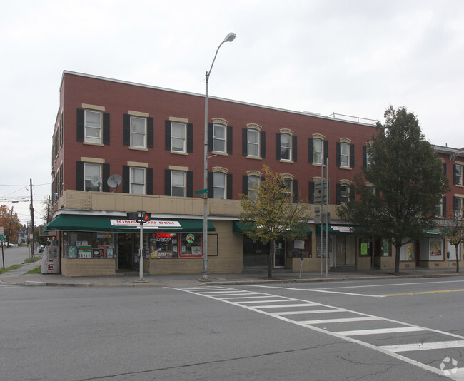 620-630 Broadway Kingston, NY 12401 Rentals - Kingston, NY | Apartments.com