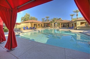 The Retreat Apartments