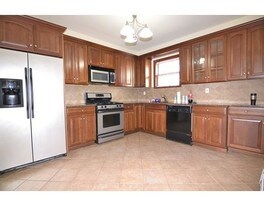 1084 Chestnut St Apartments