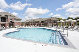 Ashbrook by Broadmoor Apartments