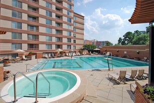 Lenox Park Apartments