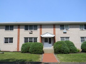1739 Foxon Rd North Branford CT Apartments