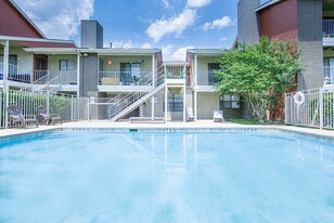 The Edge On South Congress Apartments