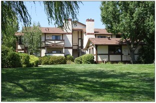 Rocklin Manor Apartments