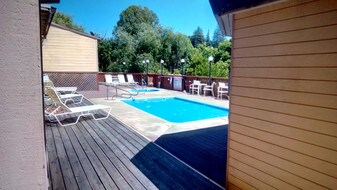 16351 First St Guerneville CA Apartments