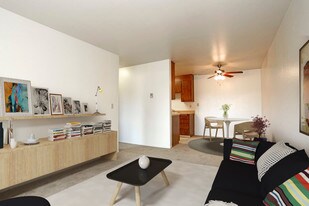 Vista Creek Apartments