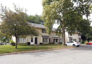 Aspen Chase at Eagle Creek Apartments