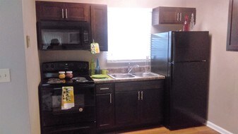 30 Pinehurst Dr Clarksville IN Apartments