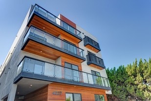 McLaughlin14 Modern Luxury Apartments