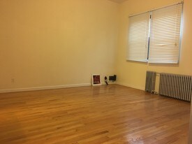 702 Fairview Ave Fairview NJ Apartments